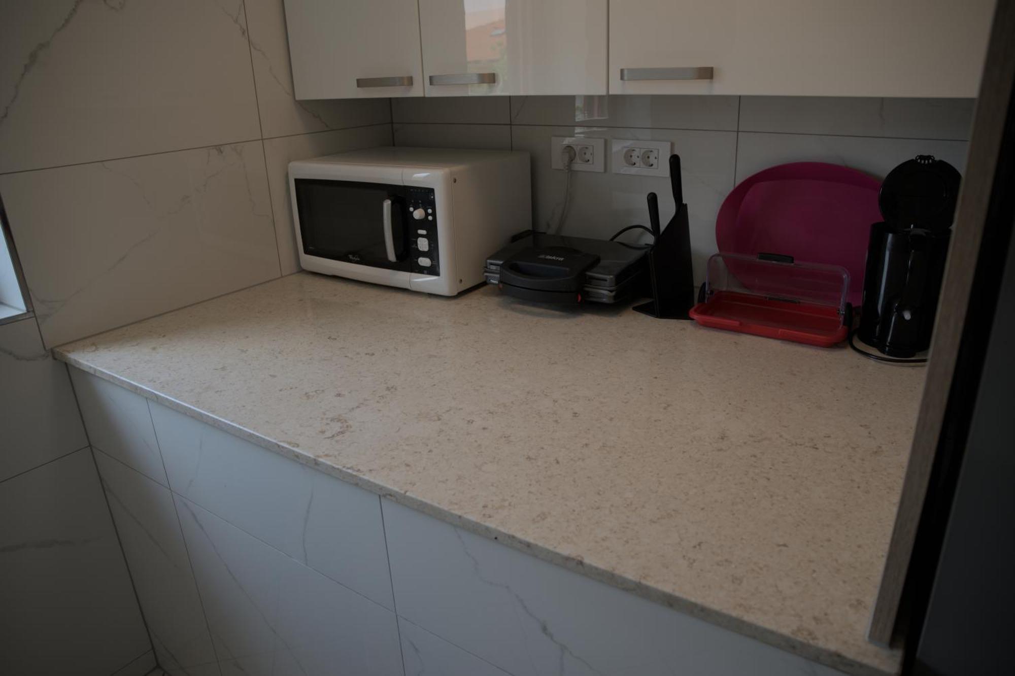 Apartmaji Soncek อิซอลา ภายนอก รูปภาพ